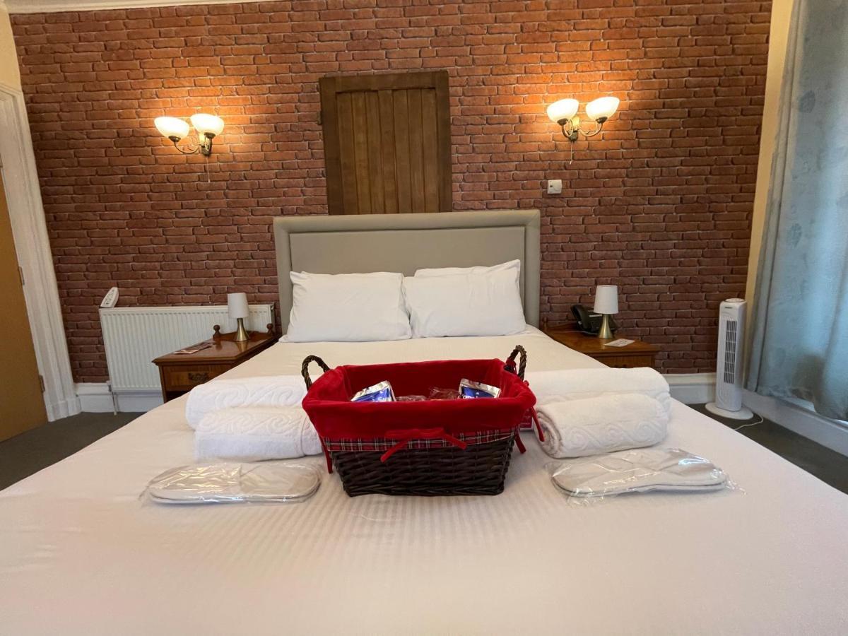 Milverton Hotel By Bevolve - Free Parking แมนเชสเตอร์ ภายนอก รูปภาพ